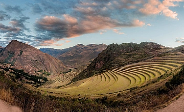 Moray, Cusco: terrazas circulares incas en el Valle Sagrado al atardecer