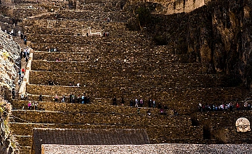 Terrazas incas de Ollantaytambo en Cusco, parada clasica del Valle Sagrado